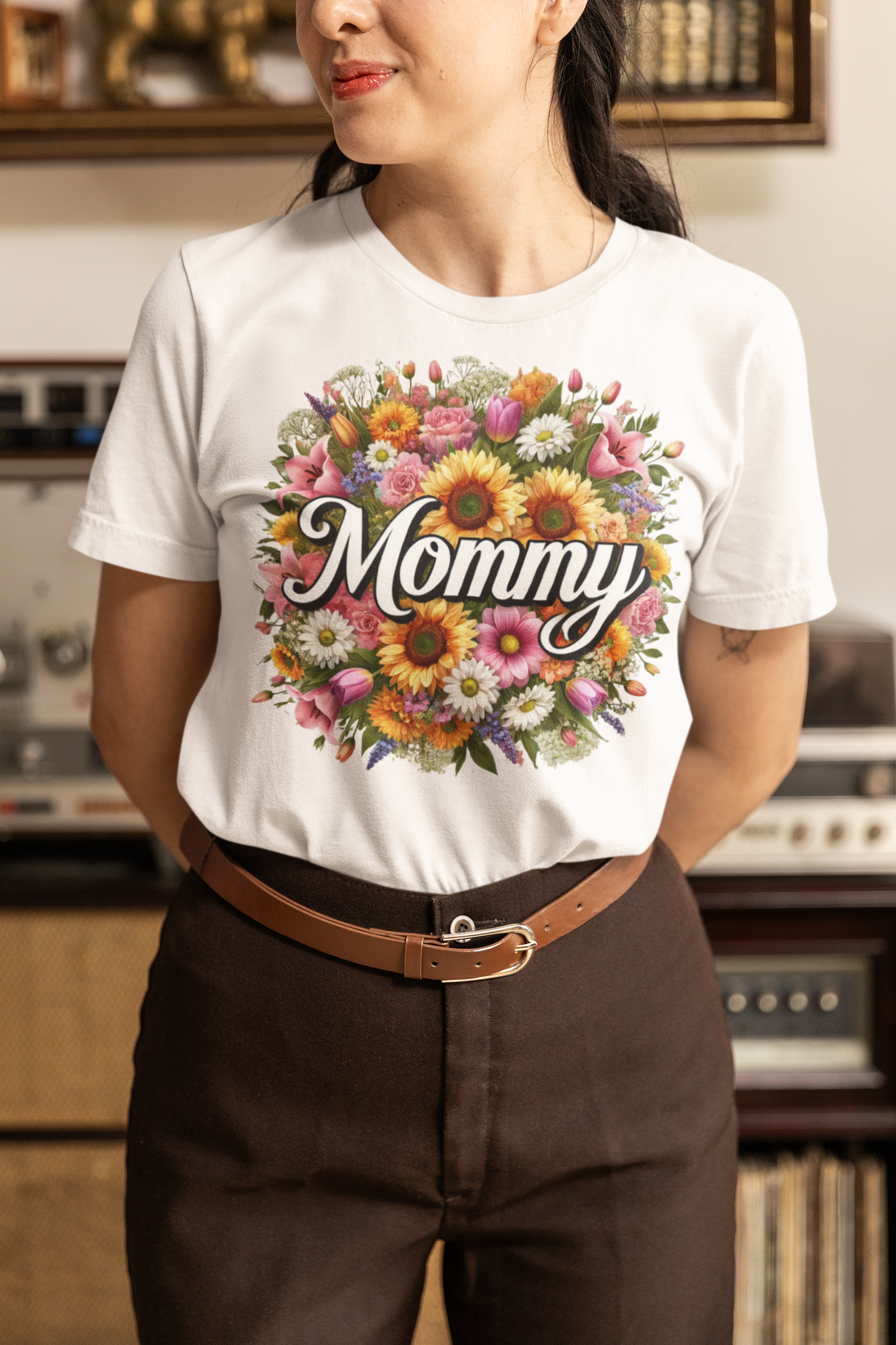 Mommy T-shirt, Mom, Mother's day, Gift for Mom, Birthday, Gifts, Floral, Garden Mom, Garden Tee, Mom love, Flower Mom